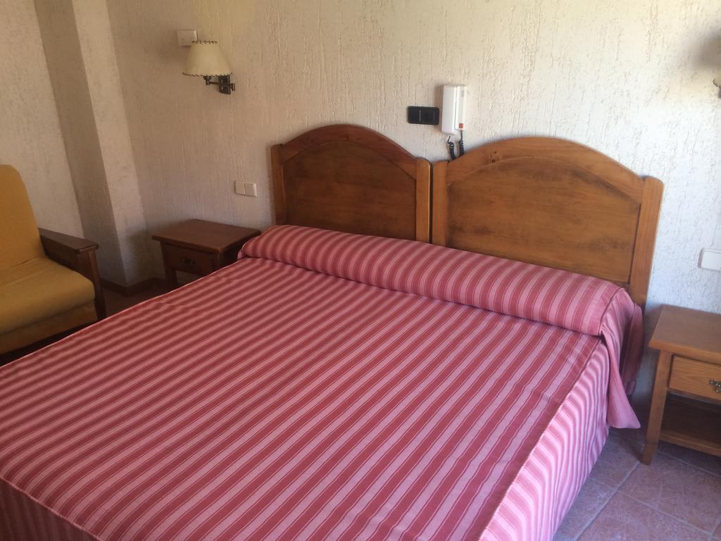 La Mesta Hotel Prádena Стая снимка